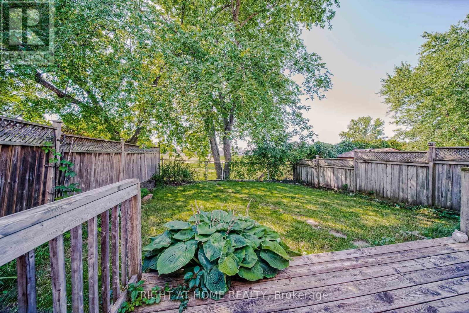 742 BEMAN DRIVE Image 33