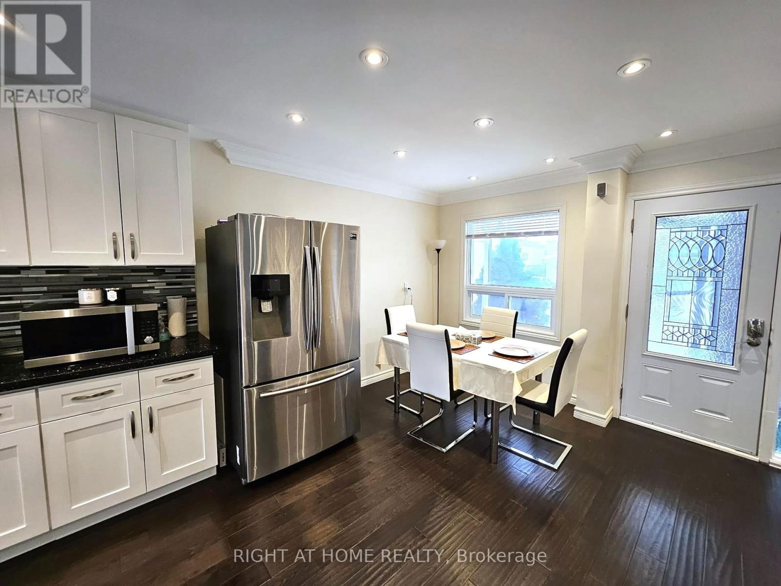 742 BEMAN DRIVE Image 4