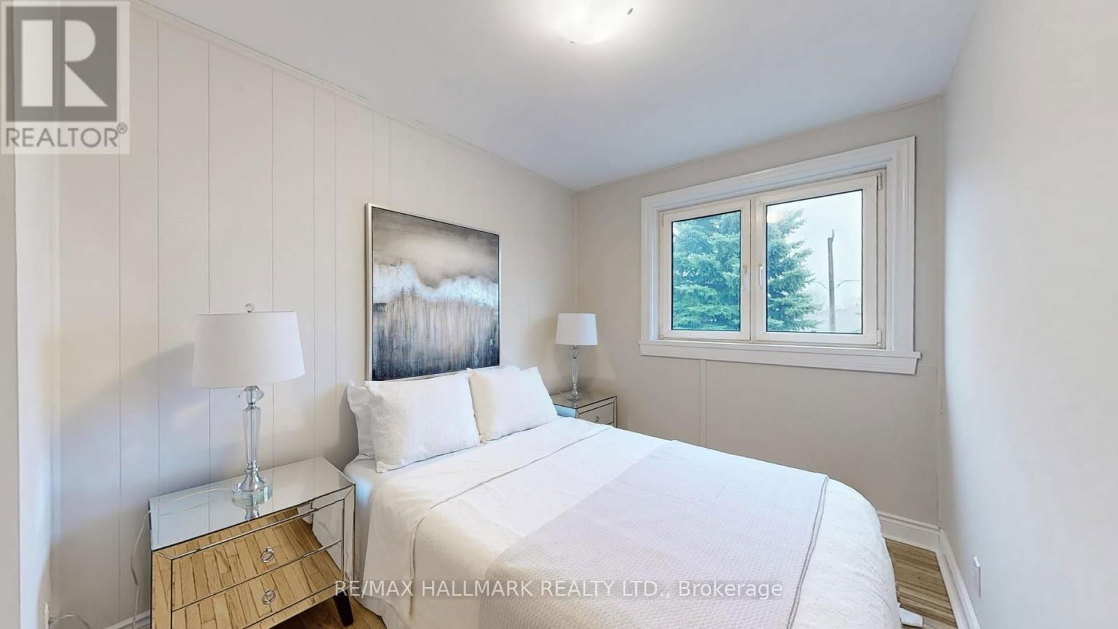 247 DEMAINE CRESCENT Image 19