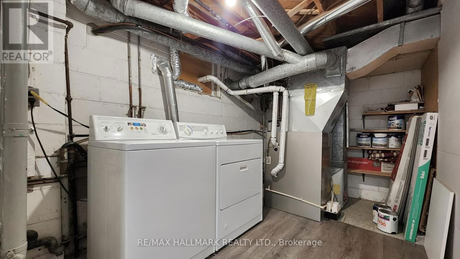 247 DEMAINE CRESCENT Image 30