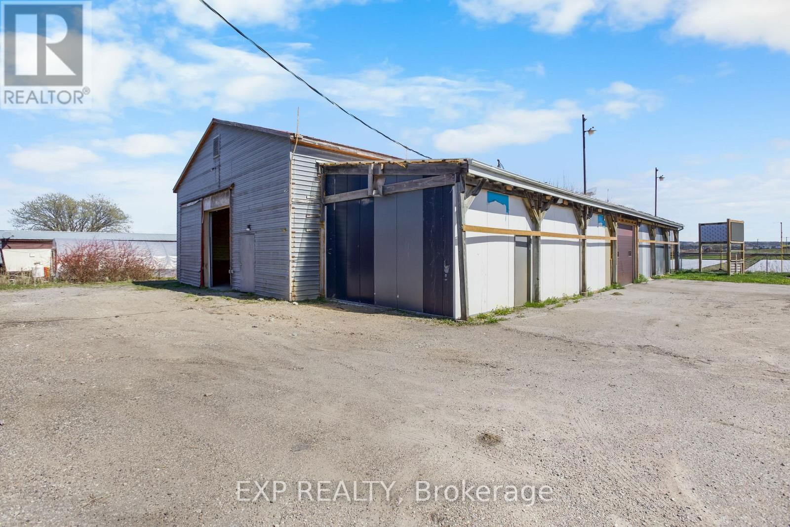 - Barn - 1153 CANAL ROAD Image 11