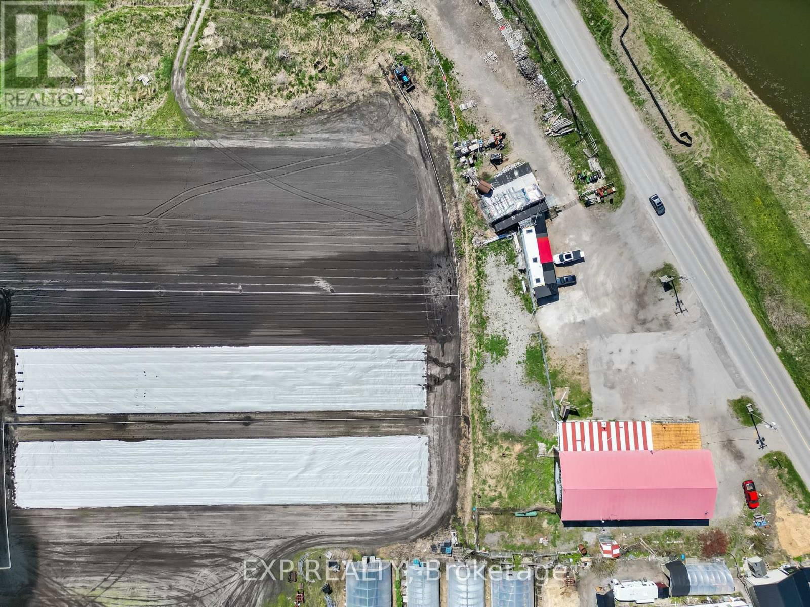 - Barn - 1153 CANAL ROAD Image 32