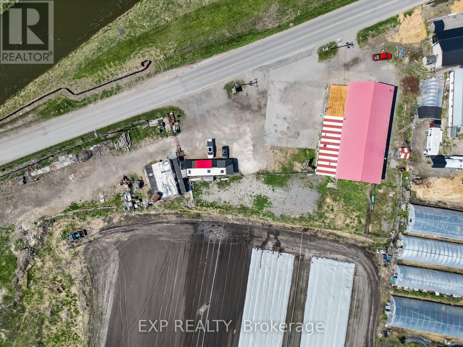 - Barn - 1153 CANAL ROAD Image 33