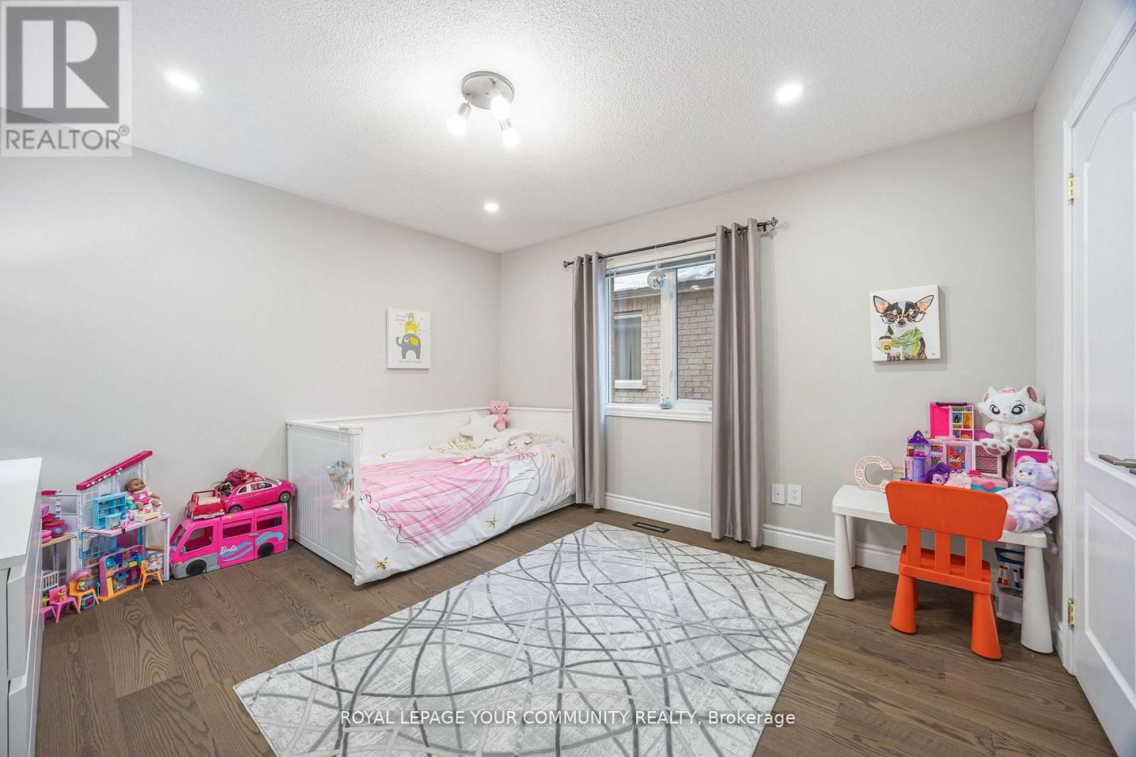 50 VALLEY RIDGE AVENUE Image 23