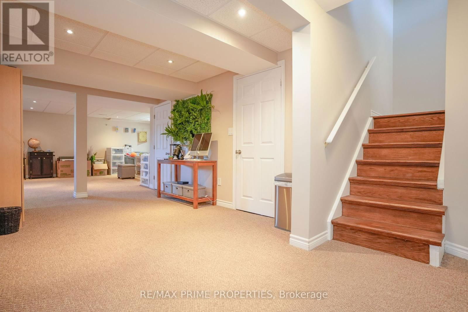 54 VITLOR DRIVE Image 40