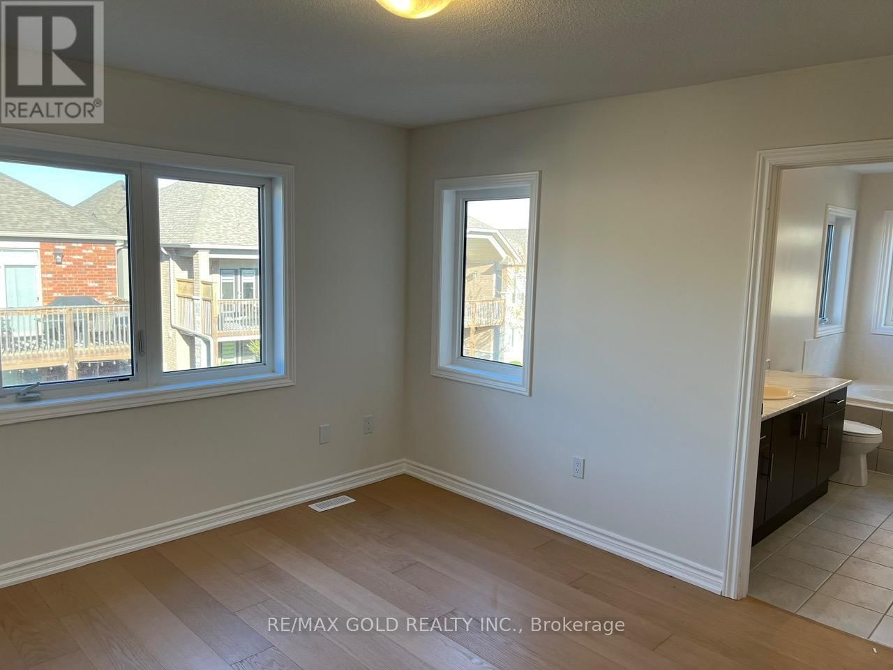 31 LAWRENCE D. PRIDHAM AVENUE Image 15
