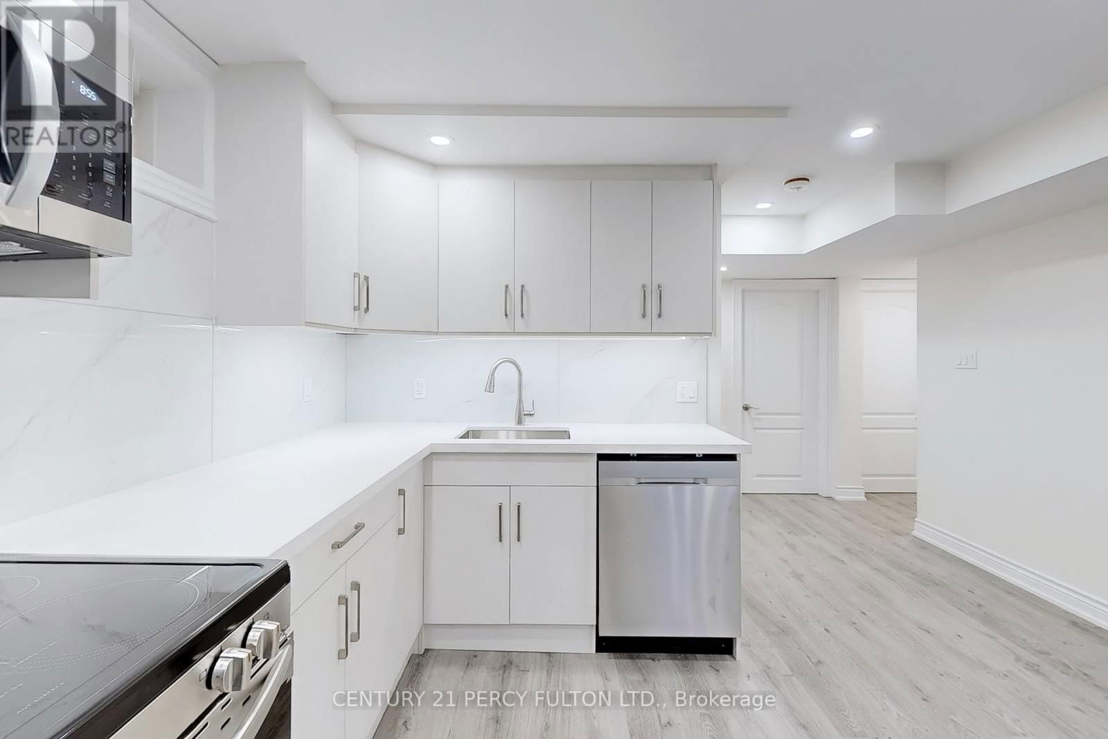 Bsmt - 47 SAPPHIRE DRIVE Image 9