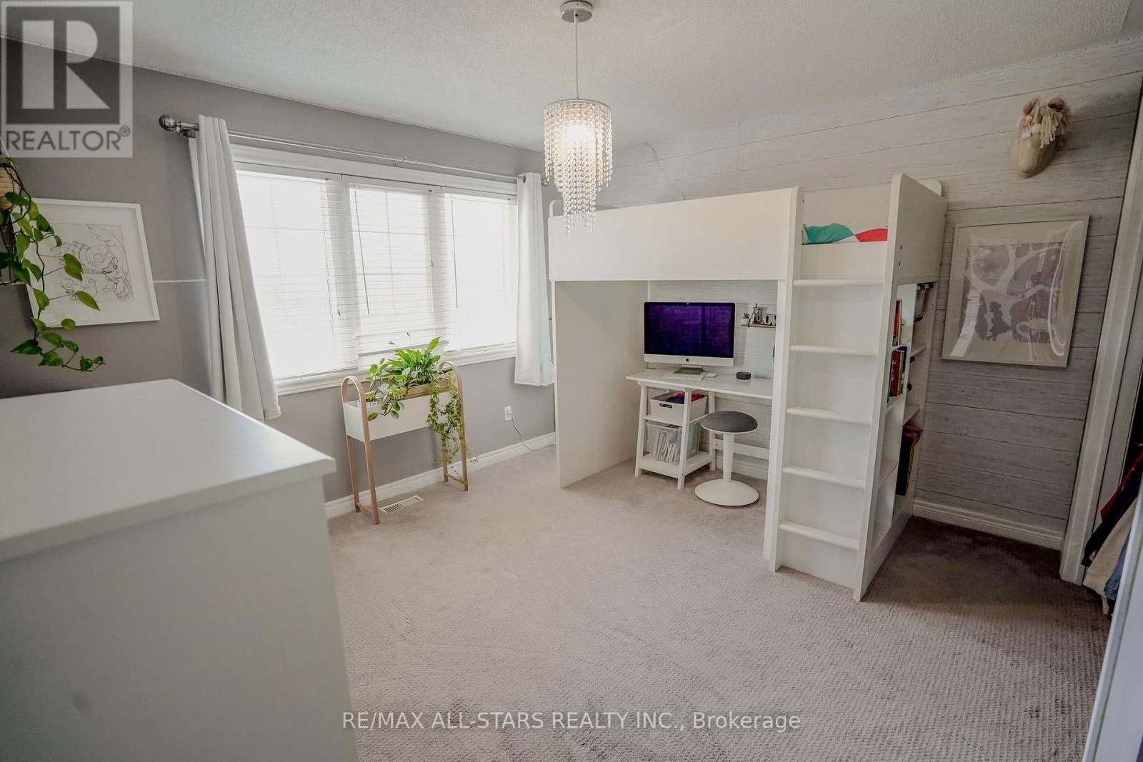 3 FURLAN COURT Image 14