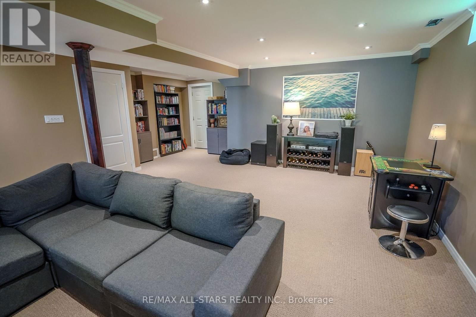 3 FURLAN COURT Image 20