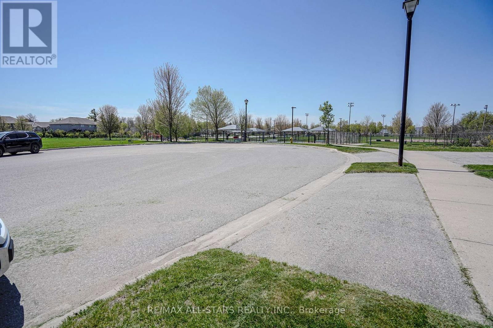 3 FURLAN COURT Image 30