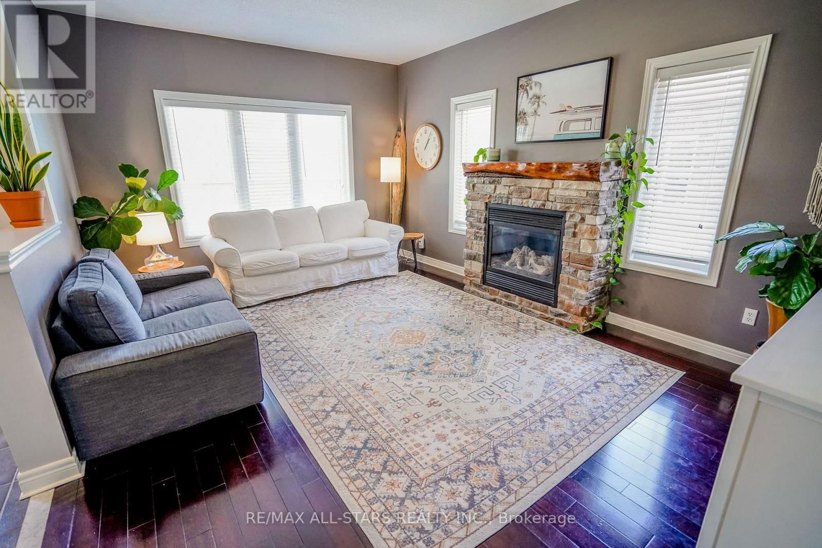 3 FURLAN COURT Image 8