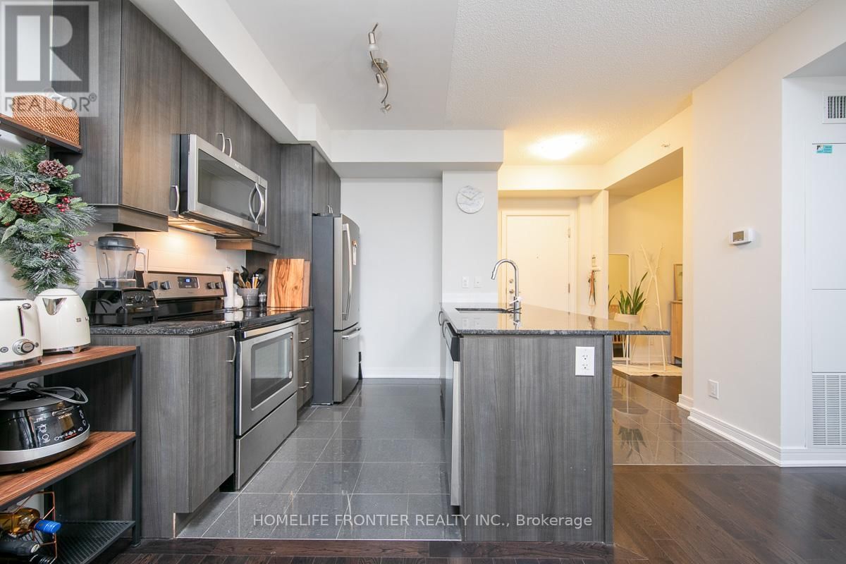 1603 - 9201 YONGE STREET Image 5