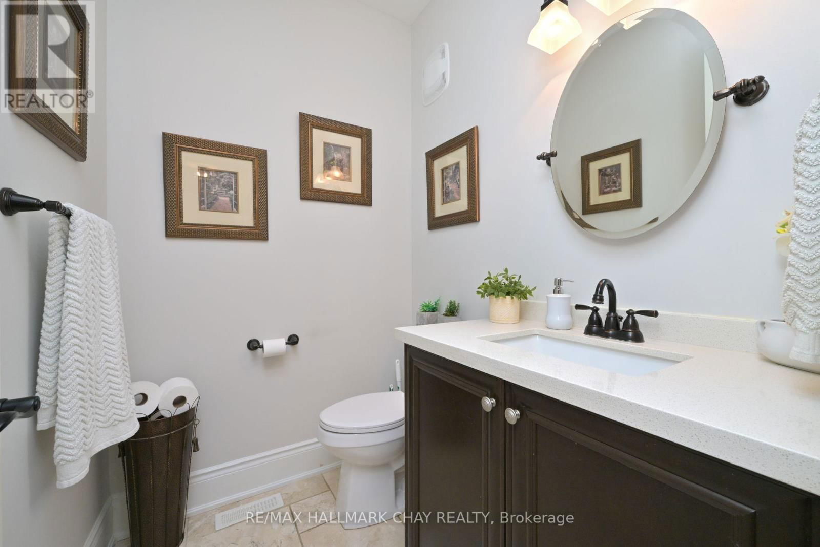 221 8TH AVENUE Image 16