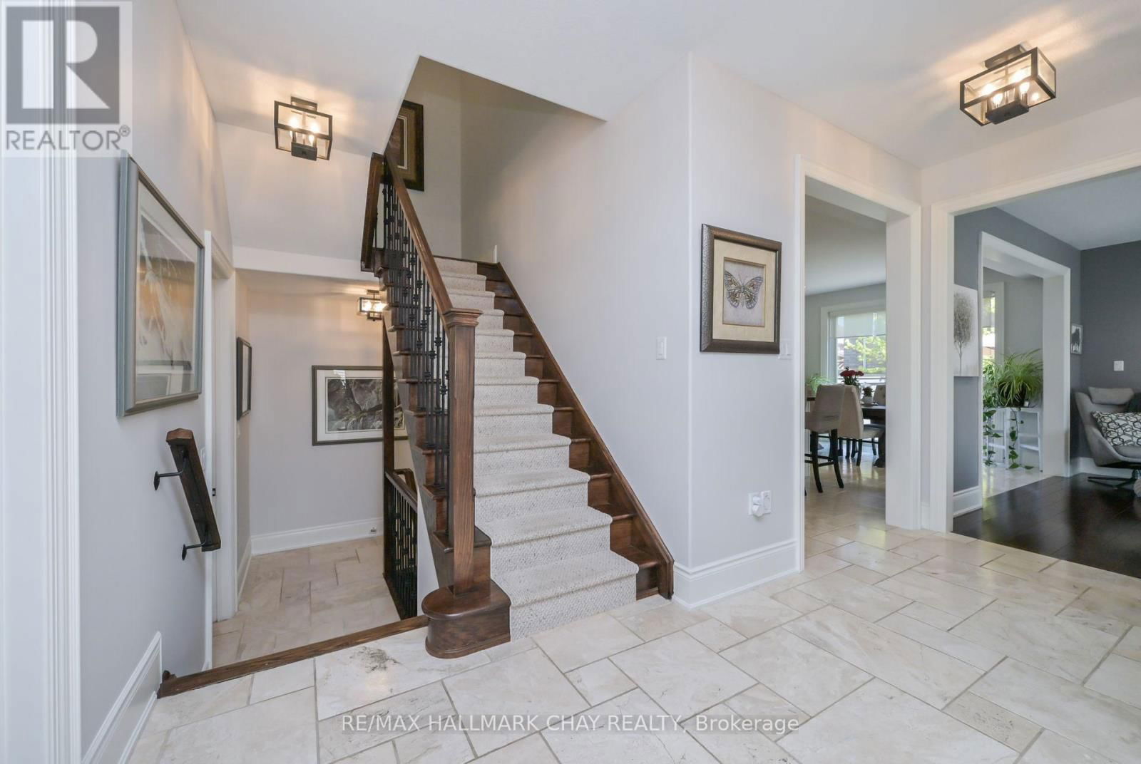 221 8TH AVENUE Image 18