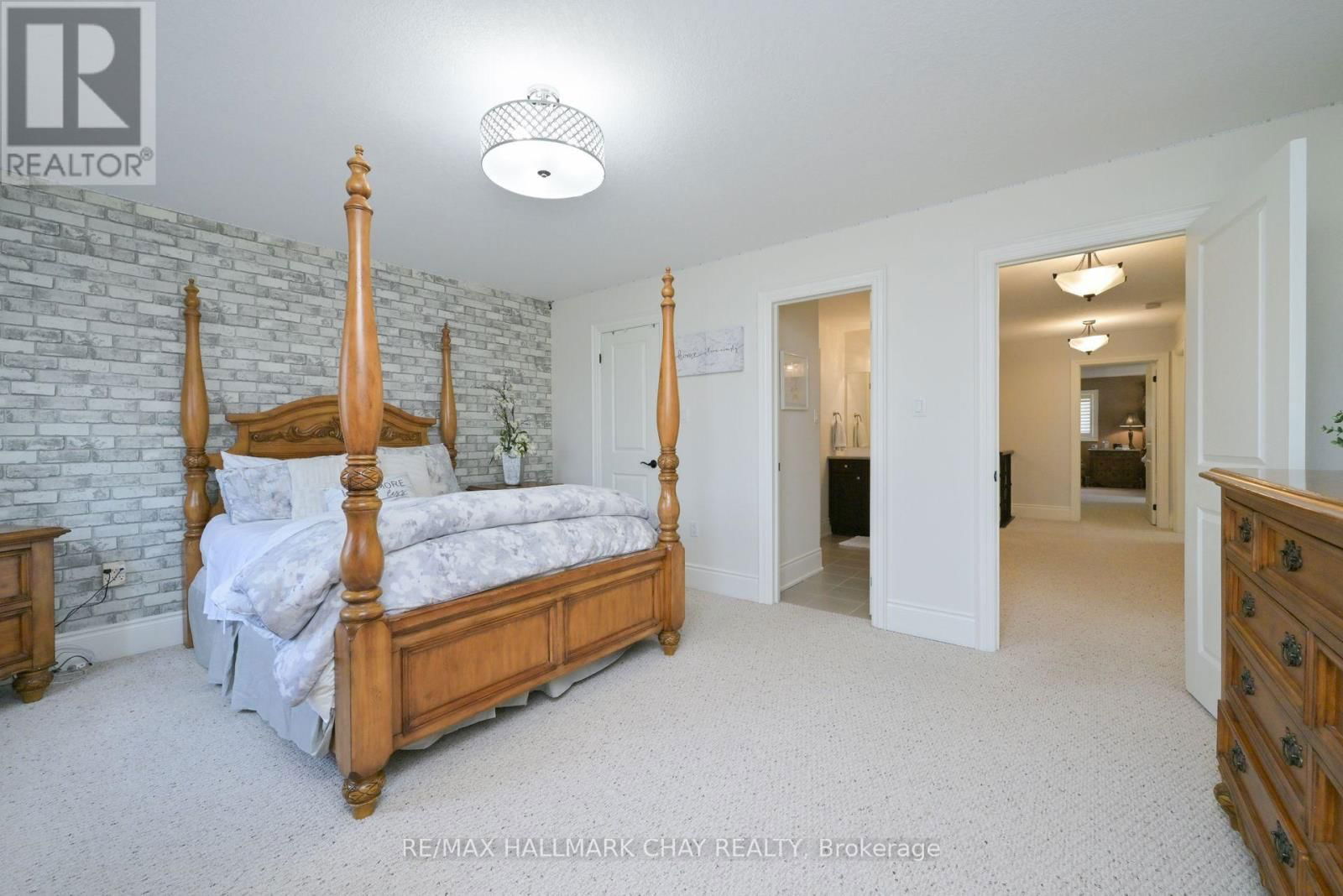 221 8TH AVENUE Image 27