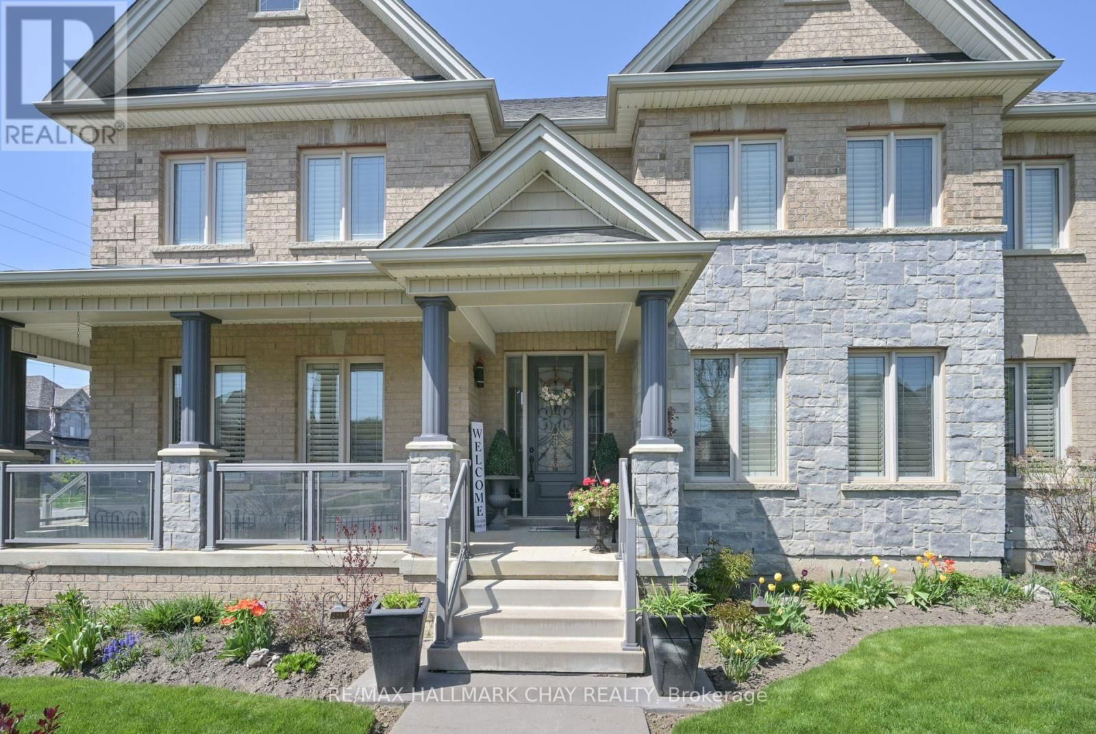 221 8TH AVENUE Image 3
