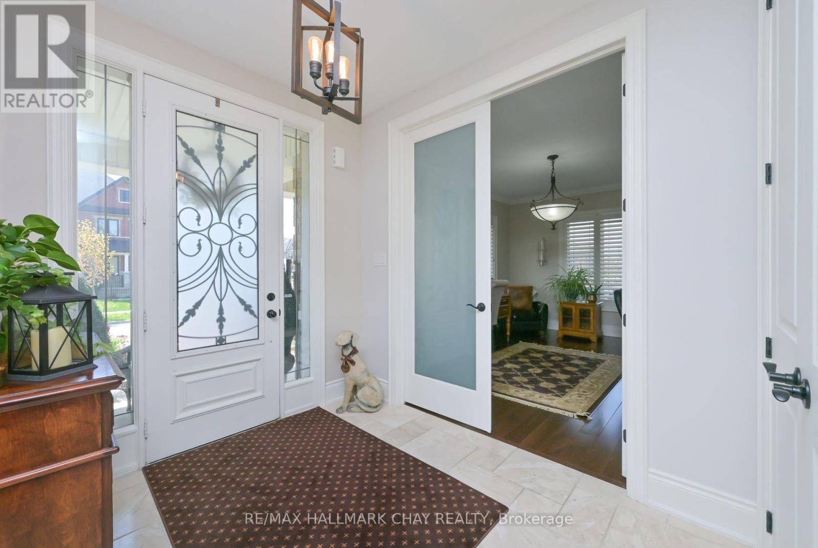 221 8TH AVENUE Image 4