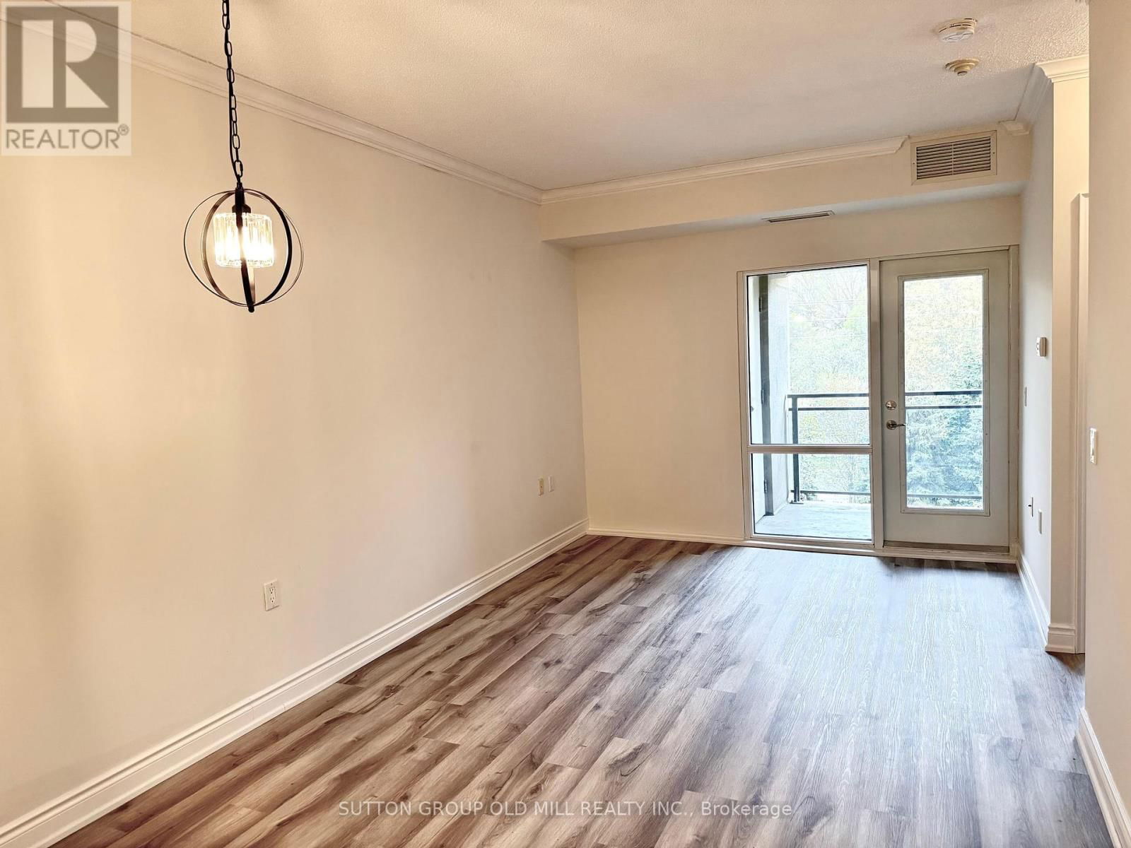 432 - 8201 ISLINGTON AVENUE Image 8
