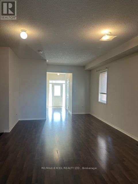 1132 STUFFLES CRESCENT Image 3