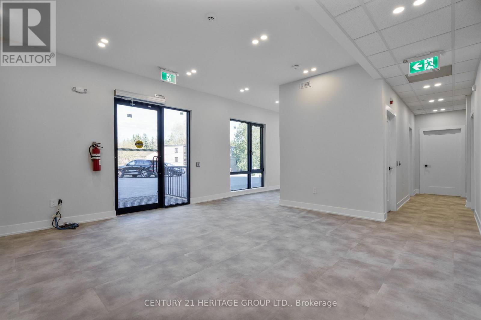 107 TORONTO STREET Image 6
