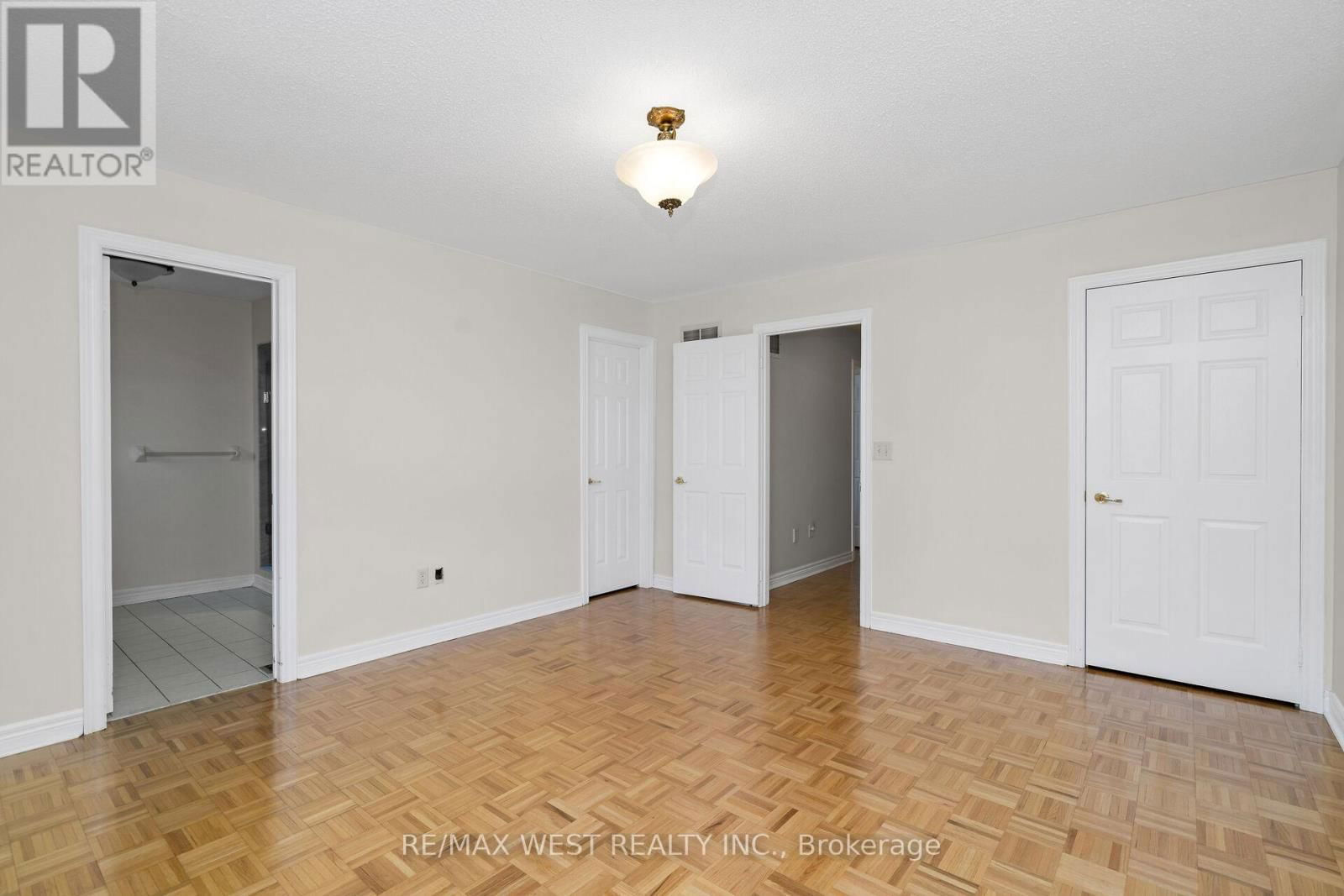 362 AVRO ROAD Image 16