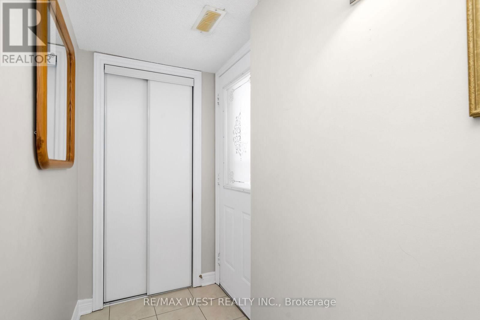 362 AVRO ROAD Image 21