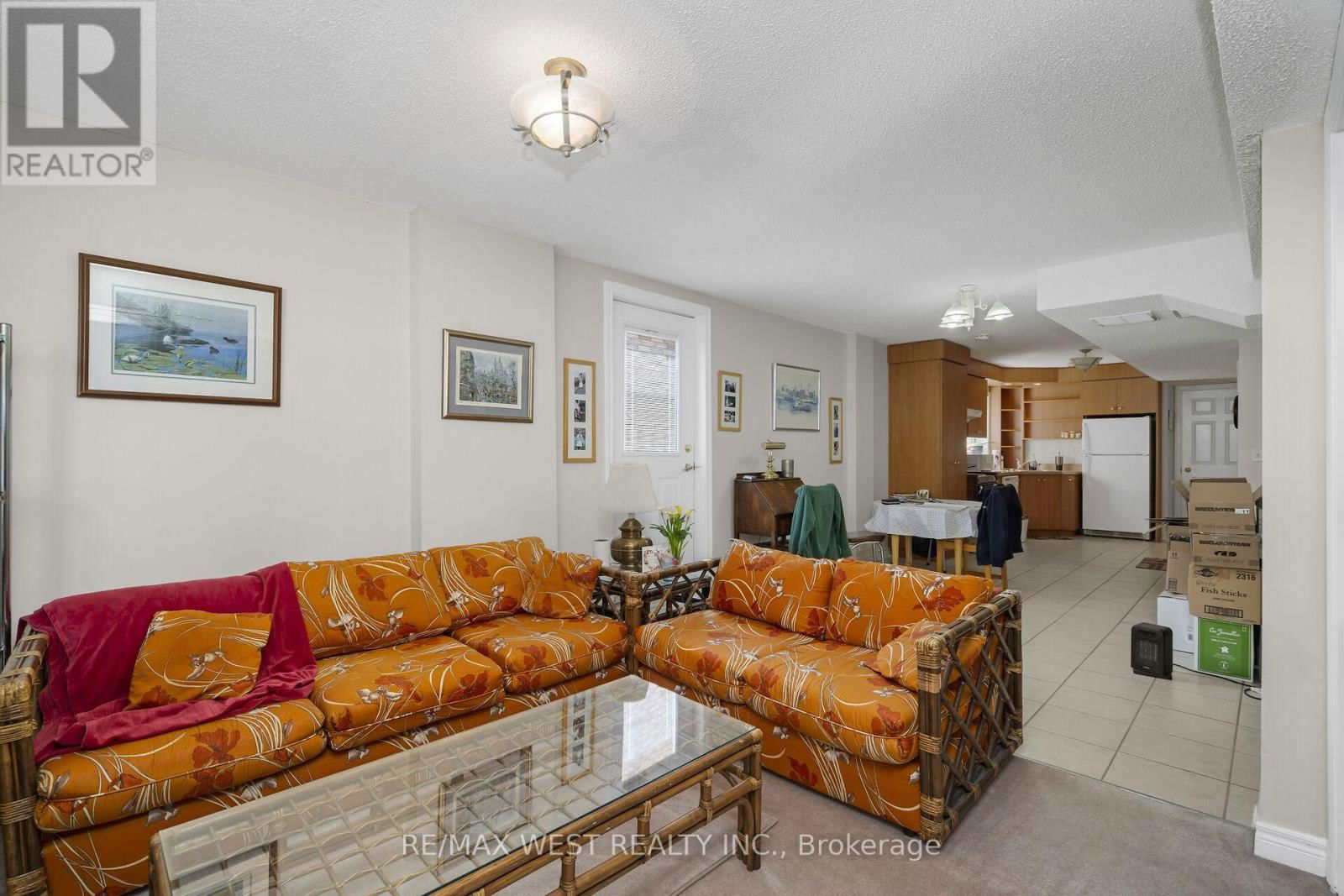 362 AVRO ROAD Image 25