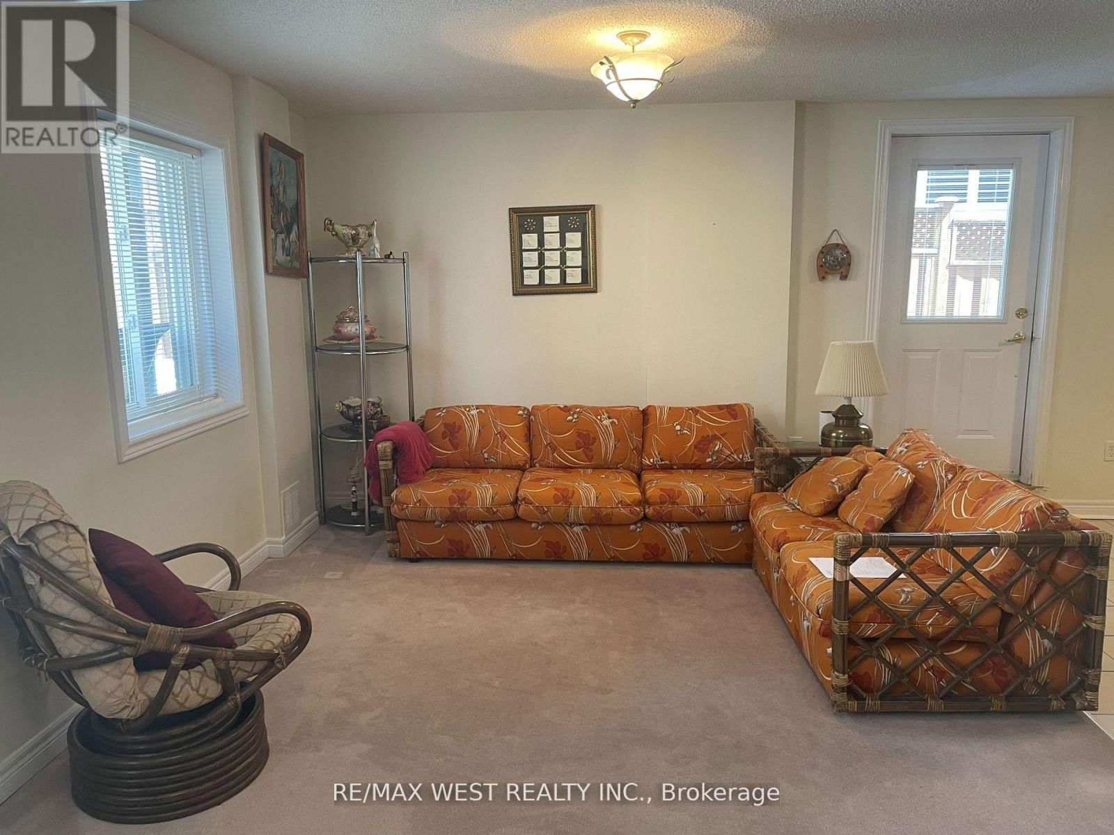 362 AVRO ROAD Image 26