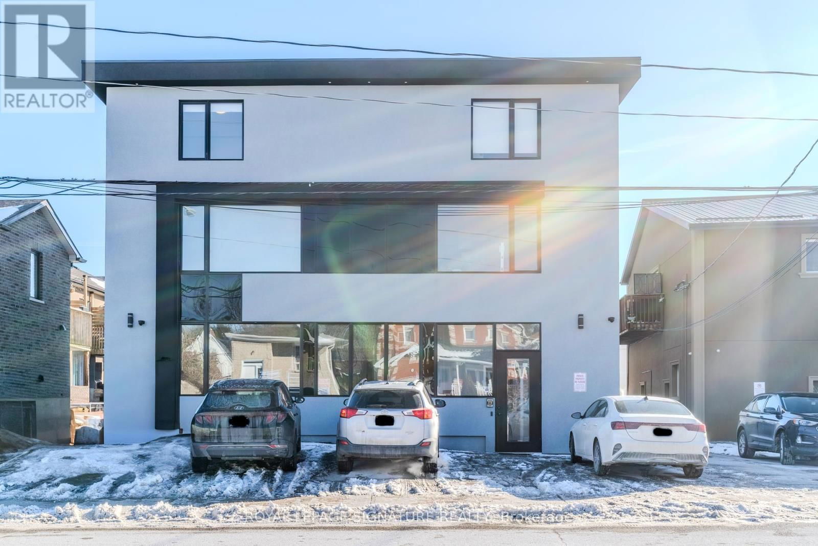 202 - 66 JOHN STREET WEST Image 1