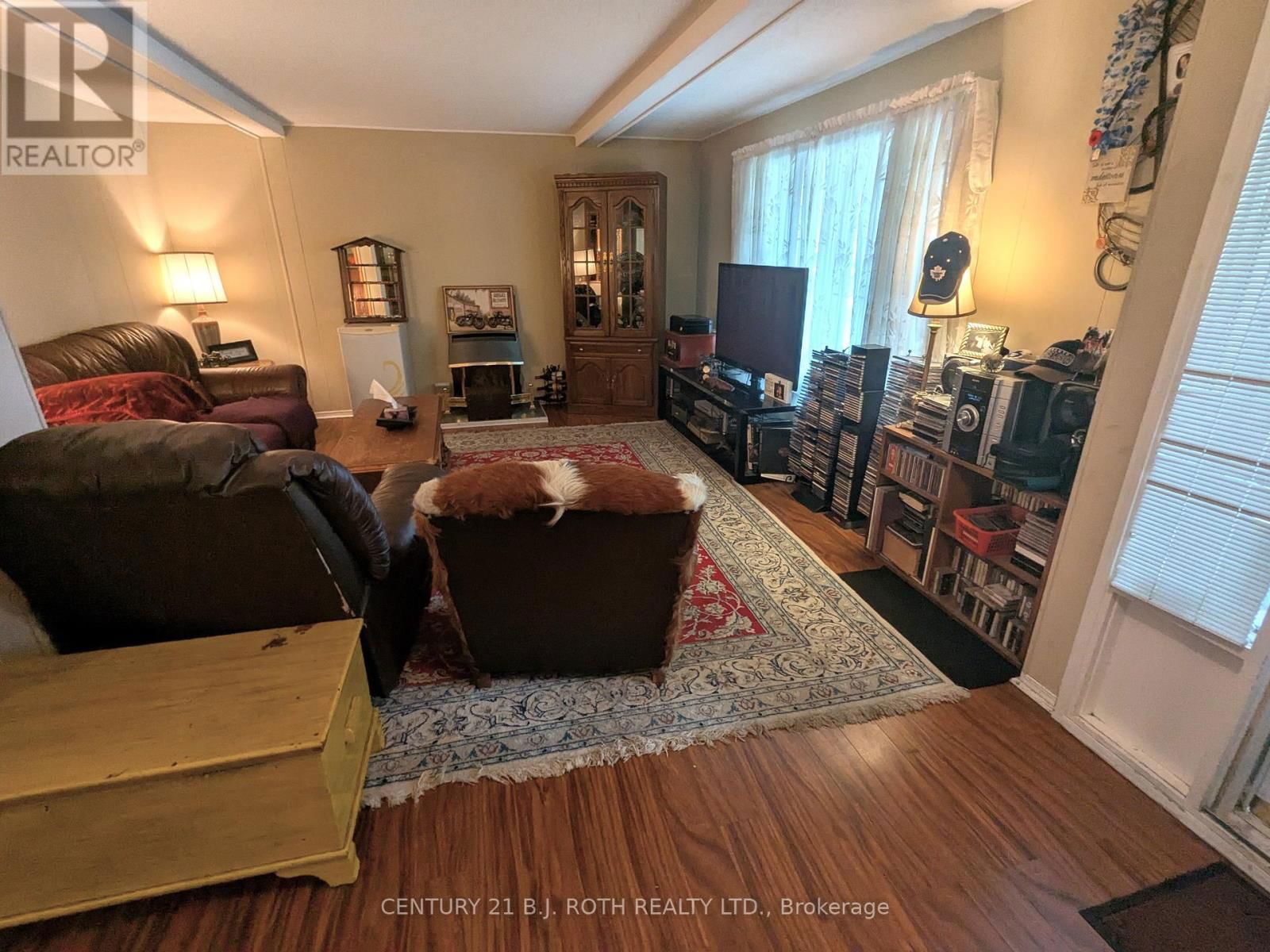 66 LINDEN LANE Image 14