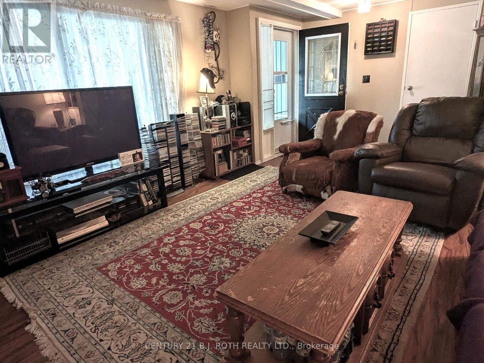 66 LINDEN LANE Image 17