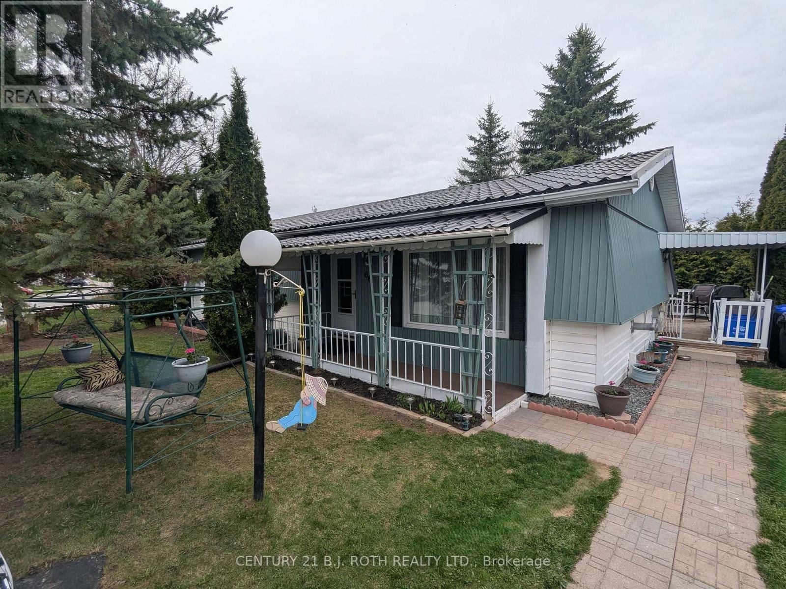 66 LINDEN LANE Image 5
