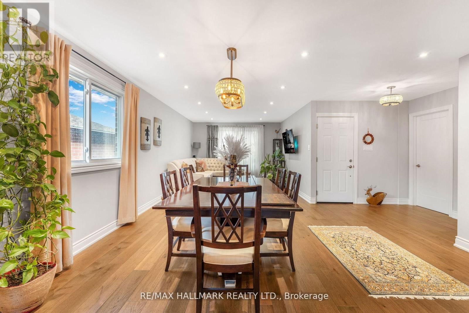 57 WILLIAM ROE BOULEVARD Image 7