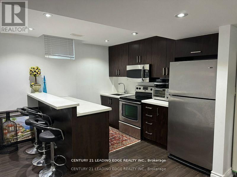 37 GRICE CIRCLE Image 4