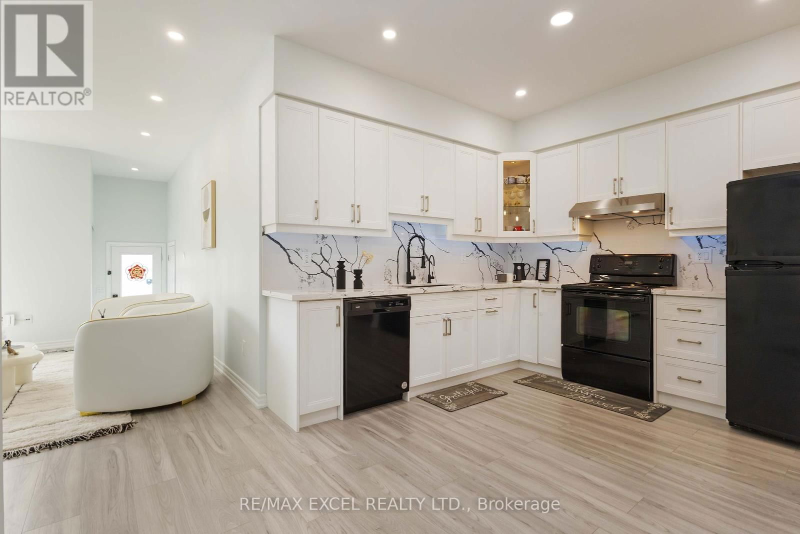 23 PINECLIFF AVENUE Image 21