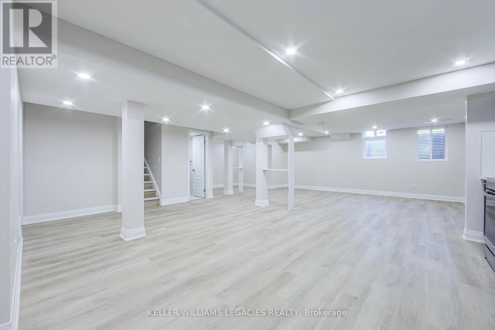 12 MIDVALE HEIGHTS LANE Image 10