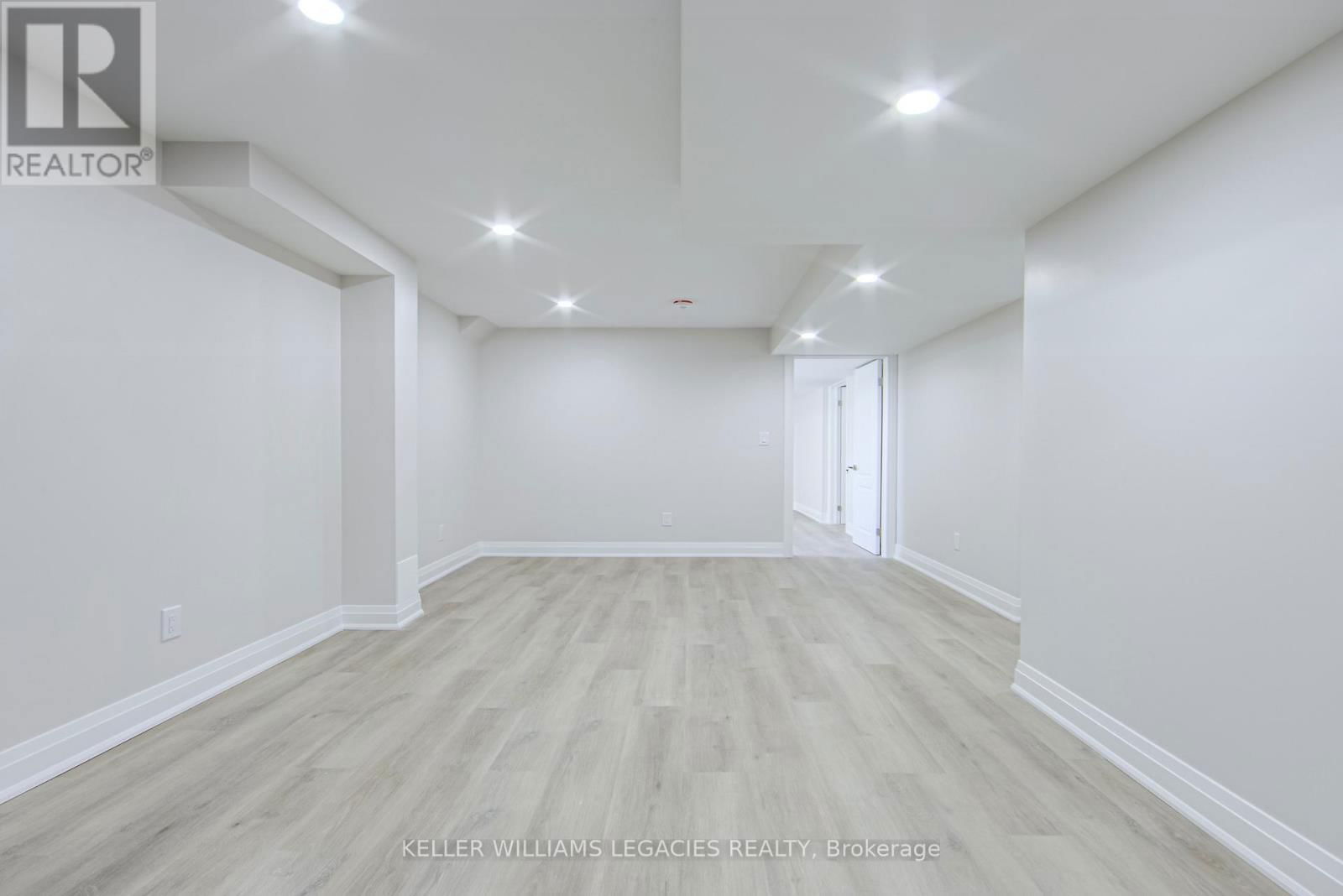 12 MIDVALE HEIGHTS LANE Image 11