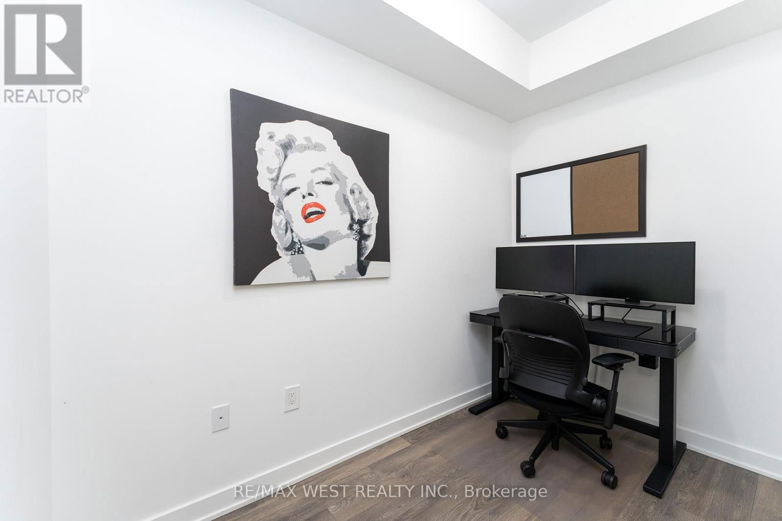 924 - 100 EAGLE ROCK WAY Image 13