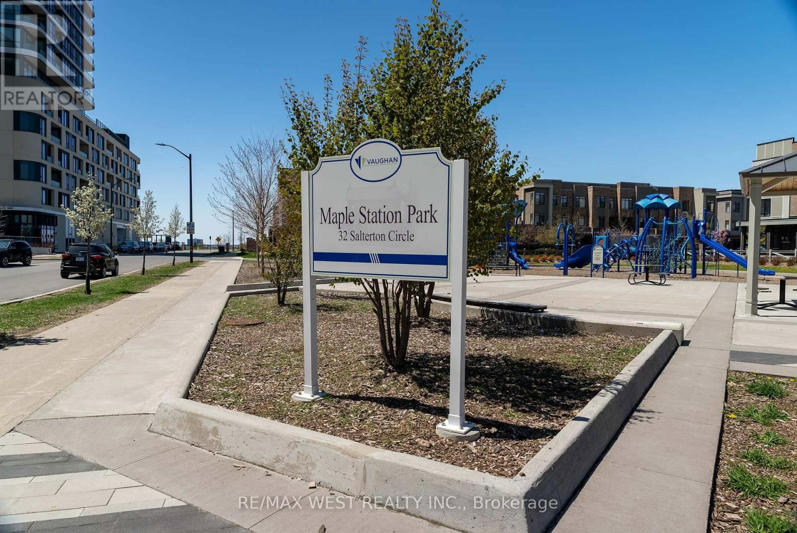 924 - 100 EAGLE ROCK WAY Image 30