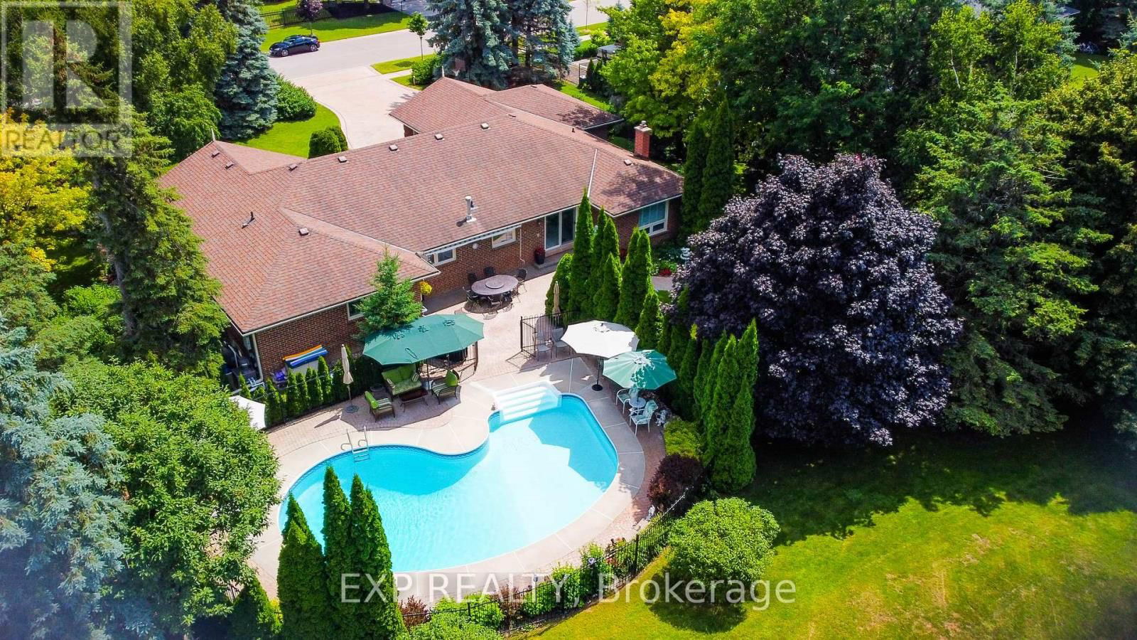 287 BURNS BOULEVARD Image 40