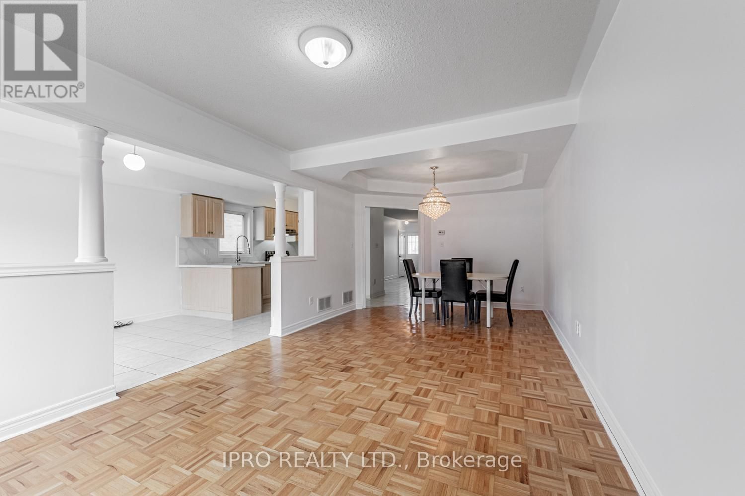 124 CASABEL DRIVE Image 12