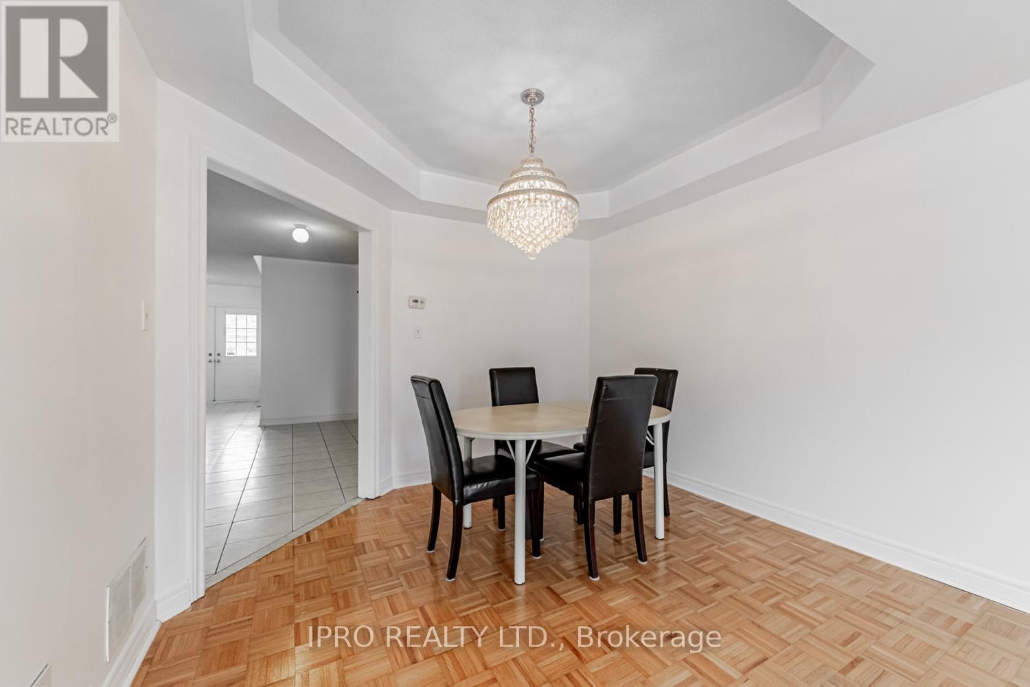 124 CASABEL DRIVE Image 13