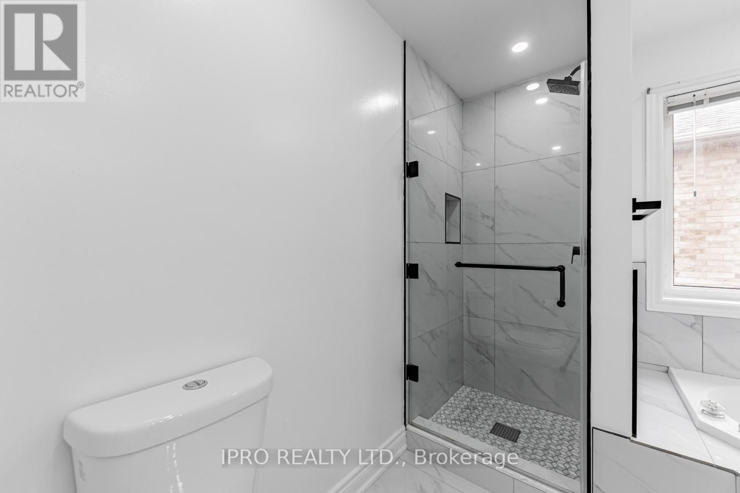 124 CASABEL DRIVE Image 17