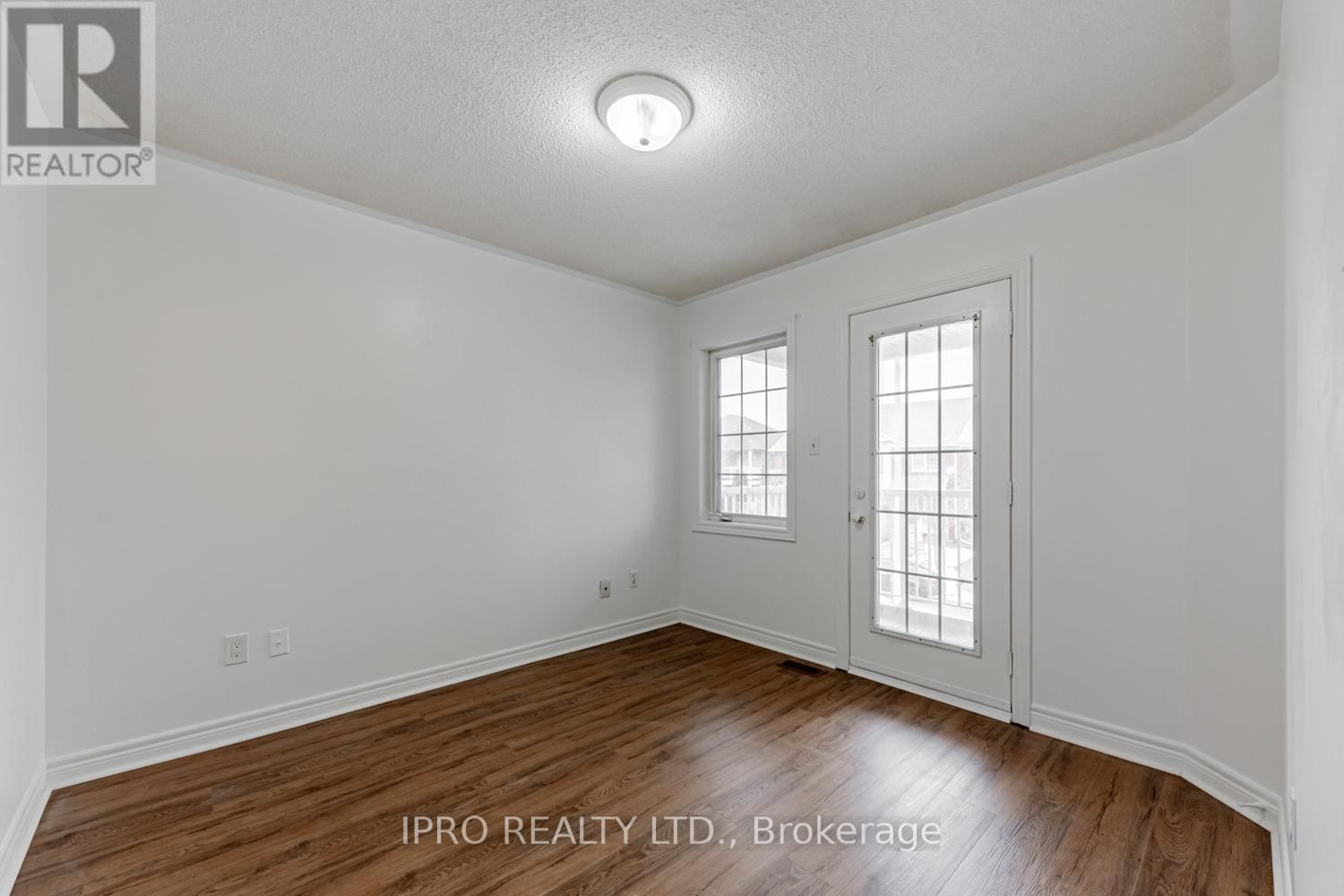 124 CASABEL DRIVE Image 18
