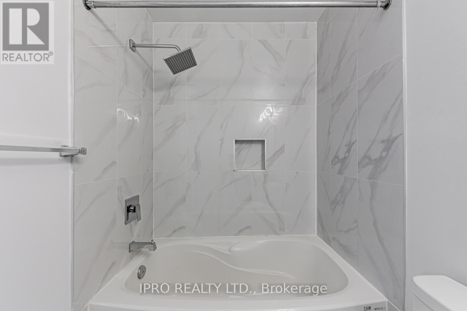 124 CASABEL DRIVE Image 23
