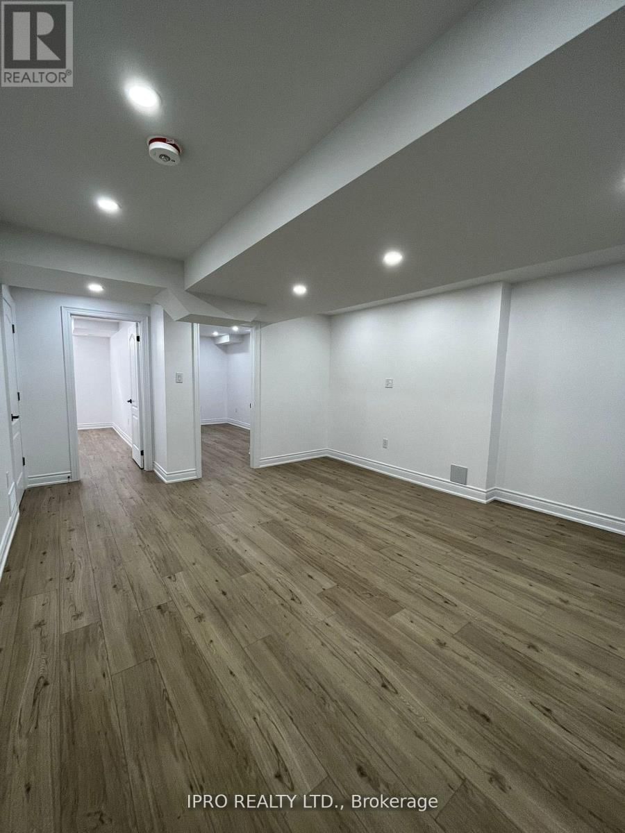124 CASABEL DRIVE Image 26