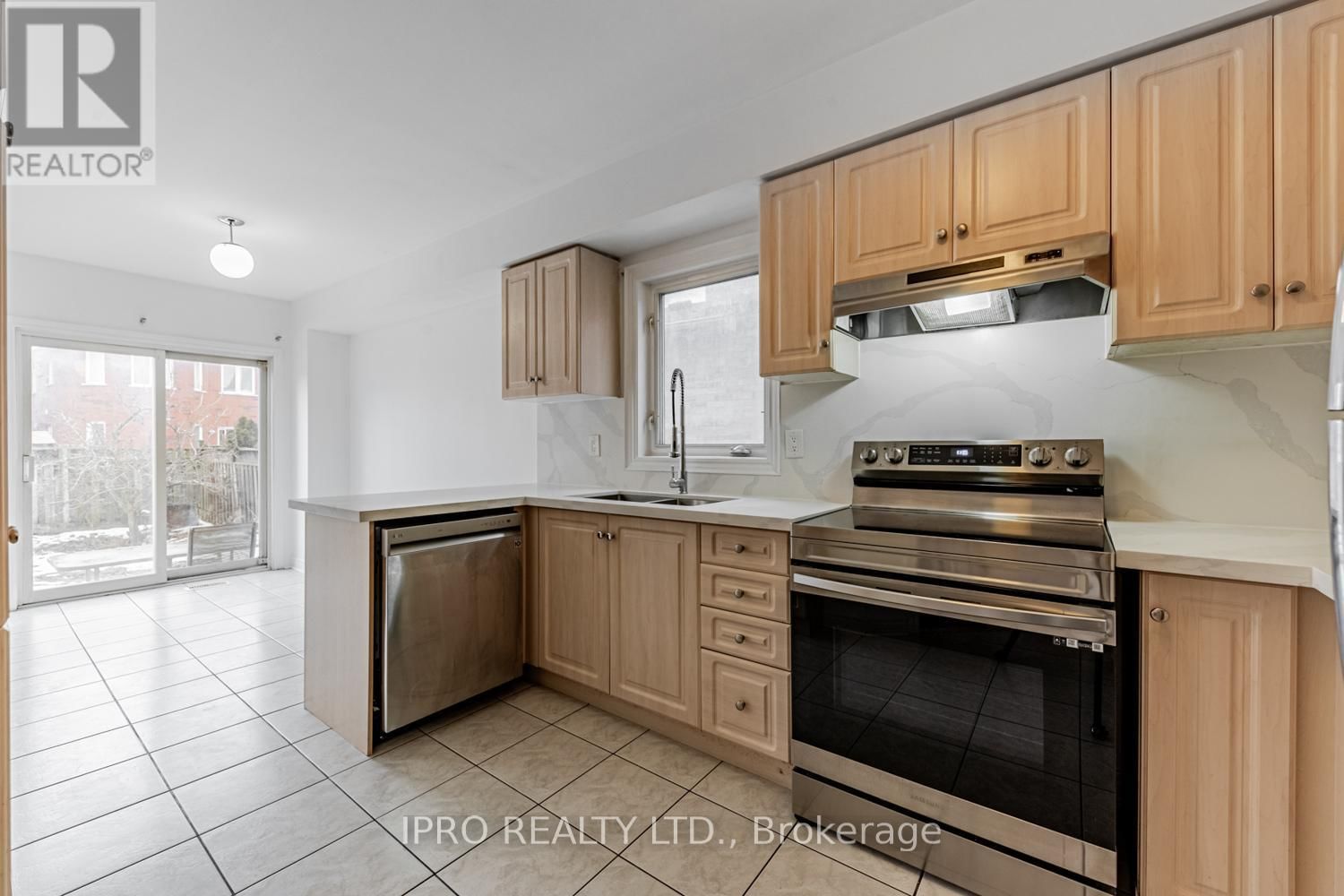 124 CASABEL DRIVE Image 7