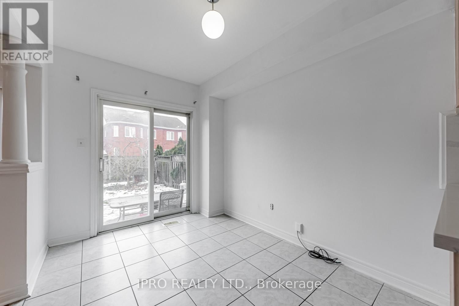 124 CASABEL DRIVE Image 9