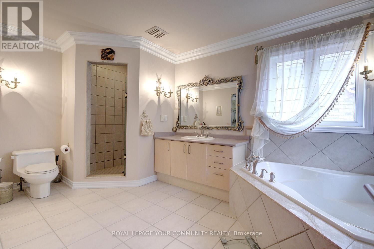 119 THORNHILL WOODS DRIVE Image 36