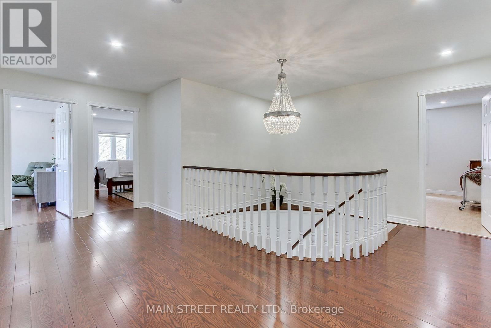 898 STONEHAVEN AVENUE Image 22